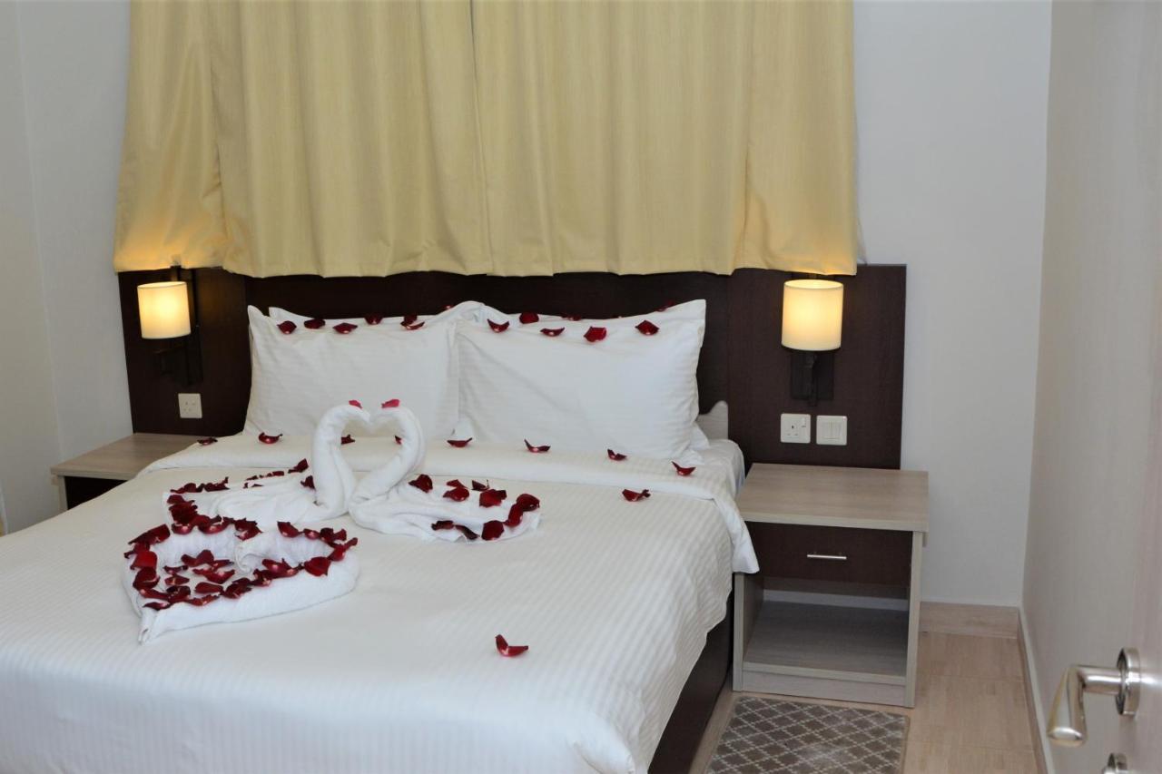The Lofts Kuwait Fintas Hostel Koeweit Buitenkant foto