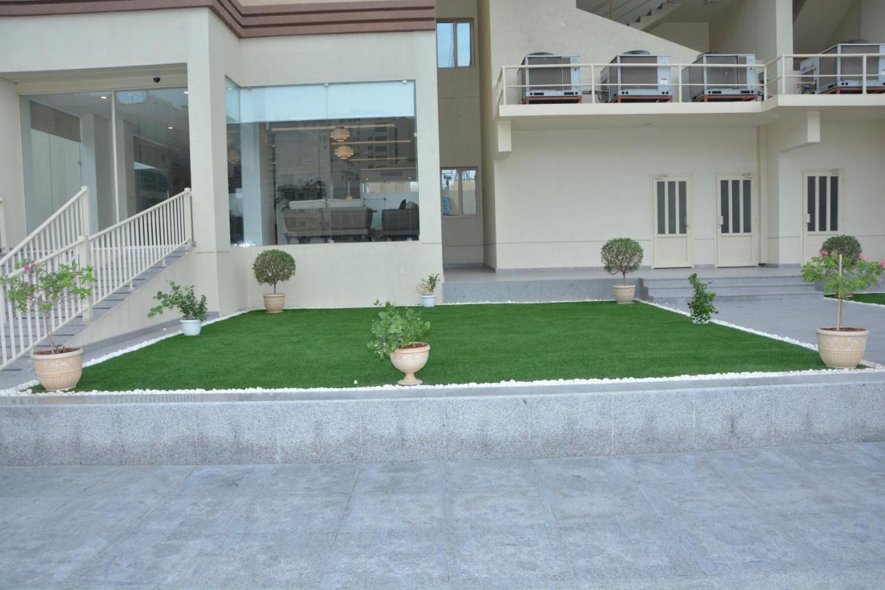 The Lofts Kuwait Fintas Hostel Koeweit Buitenkant foto